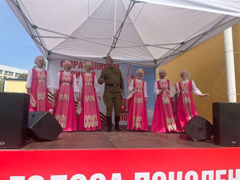 Торжественный митинг и концерт по случаю прибытия тематического поезда Министерства обороны РФ.