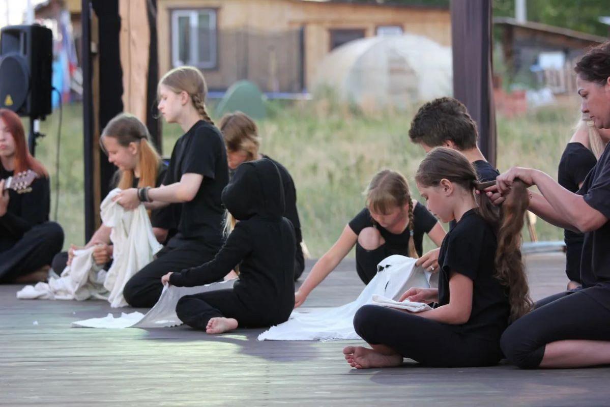 ЛЕС НА БАЙКАЛЕ