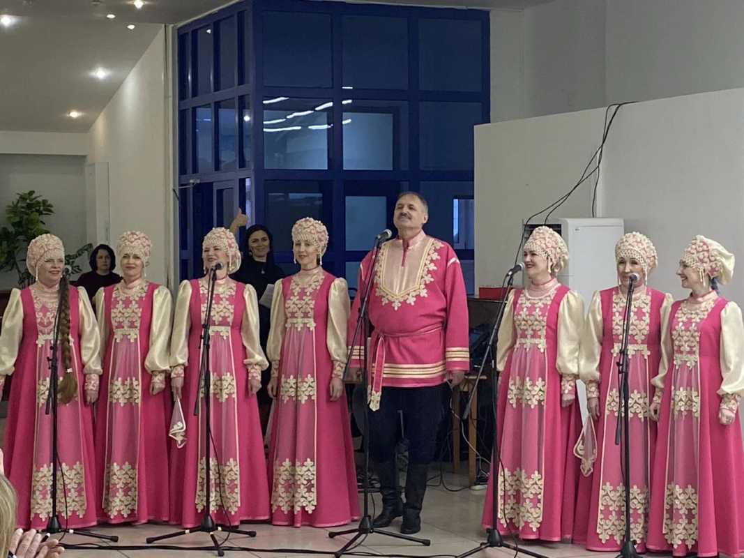 Новогоднем концерте для ветеранов СВО и пациентов ЦР 