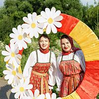 День семьи, любви и верности с «Разноцветьем»
