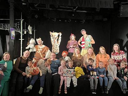 Спектакль на подушках «ИСКпедиция к Северному полюсу». Театр 