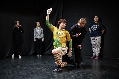 Мастер-класс по танцевальной композиции “Случайные совпадения/не случайно маскарад”