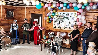 Сегодня 103 года исполнилось ветерану Анне Суриковой!