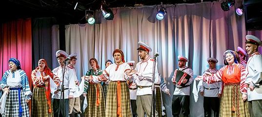 В зрелищном центре «Аэлита» состоялся премьерный показ новой концертной программы театра фольклора «Разноцветье» — «Берегите Россию!».